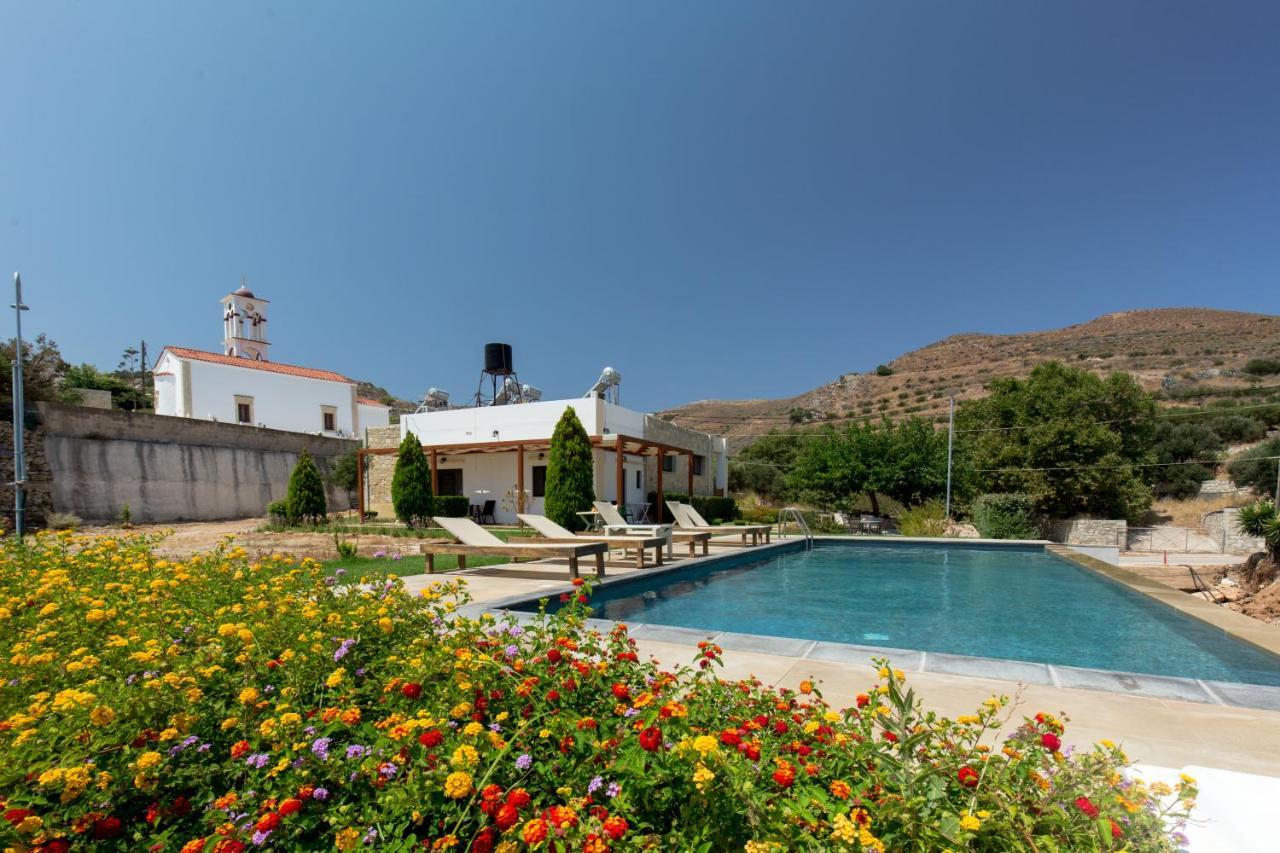 Agarathos Traditional Rooms - Pool - Kaliviani -On The Road To Balos Apartment