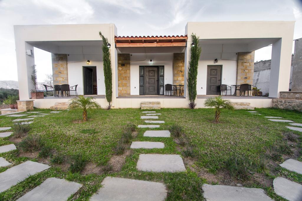 Agarathos Traditional Rooms - Pool - Kaliviani -On The Road To Balos Apartment Kaliviani