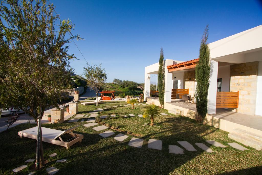 Agarathos Traditional Rooms - Pool - Kaliviani -On The Road To Balos